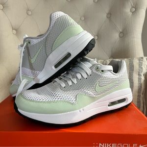 NWT Nike Golf Air Max Sneakers